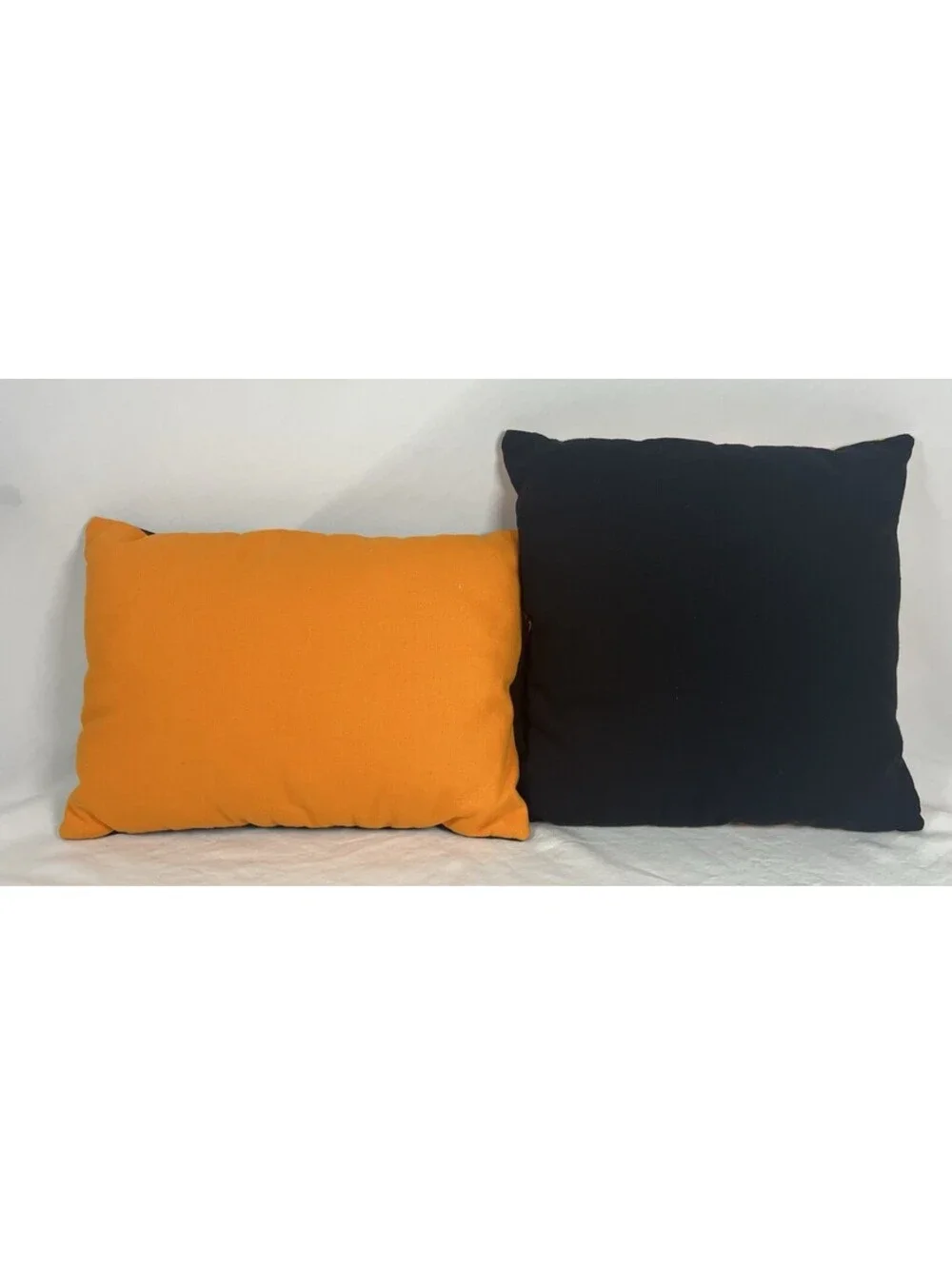 Set of 2 Halloween Decorative Throw Pillows Black & Orange Festive Holiday Decor